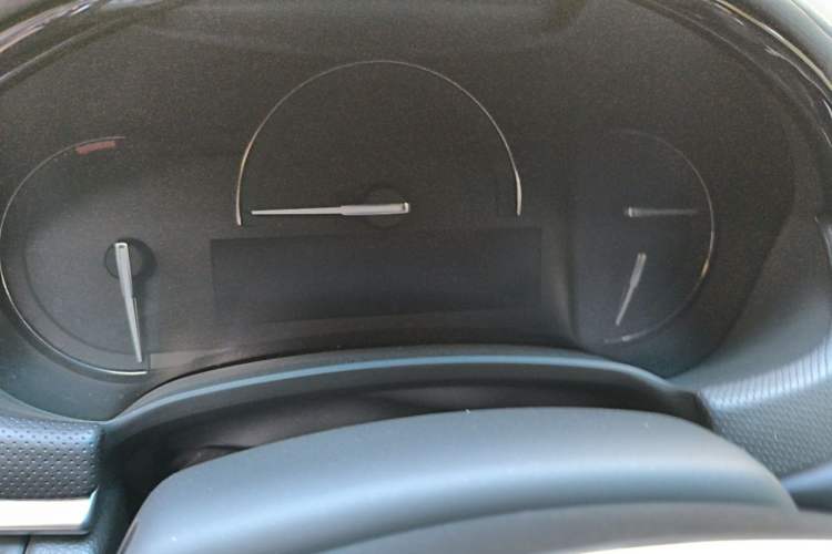 Used Cadillac XTS 2018 28T Tech Edition Instrument Cluster