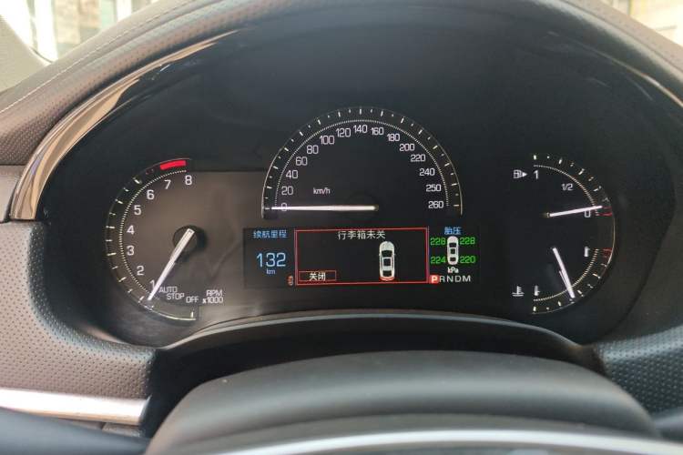 Used Cadillac XTS 2018 28T Tech Edition Instrument Cluster