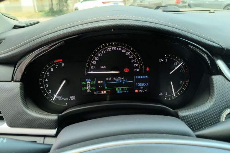 Used Cadillac XTS 2018 28T Tech Edition Instrument Cluster