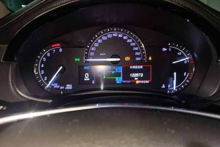 Used Cadillac XTS 2018 28T Tech Edition Instrument Cluster