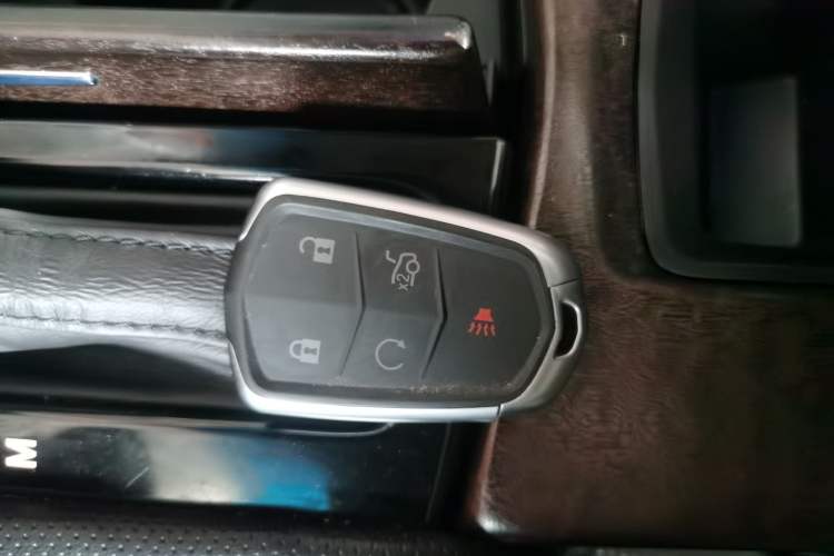 Used Cadillac XTS 2018 28T Elite Edition Interior 1