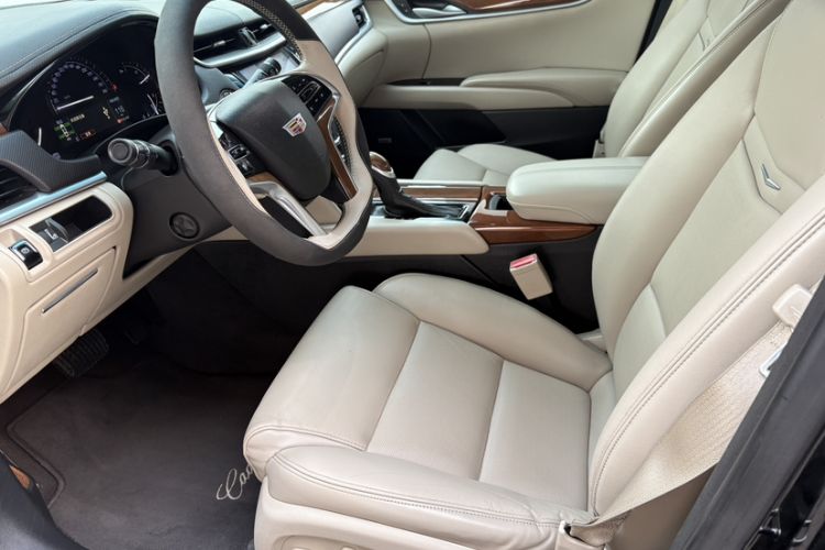 Used Cadillac XTS 2018 28T Elite Edition Interior 2
