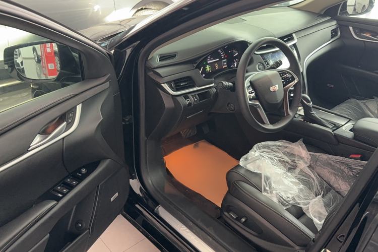 Used Cadillac XTS 2018 28T Tech Edition Interior 2