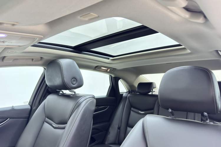 Used Cadillac XTS 2018 28T Tech Edition Interior 2