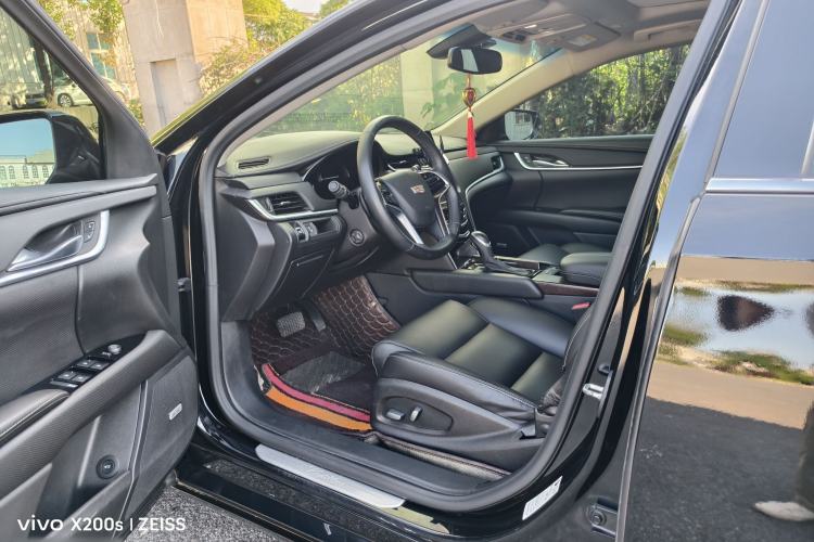 Used Cadillac XTS 2018 28T Tech Edition Interior 2