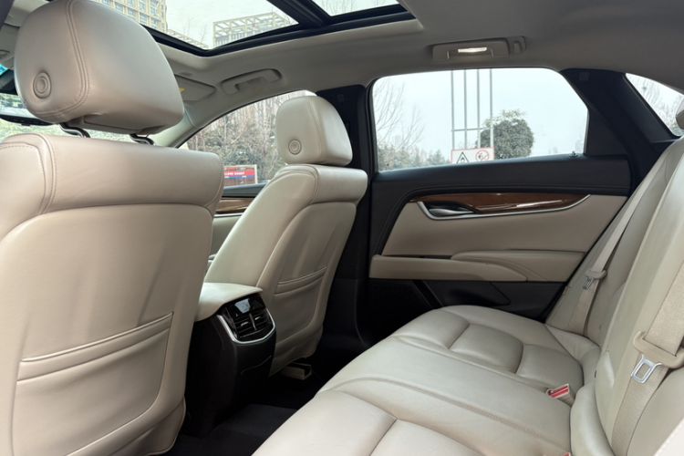 Used Cadillac XTS 2018 28T Elite Edition Interior 3