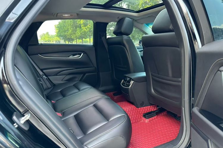 Used Cadillac XTS 2018 28T Tech Edition Interior 3