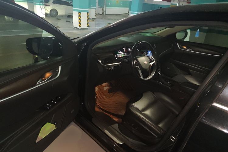 Used Cadillac XTS 2018 28T Elite Edition Interior 3