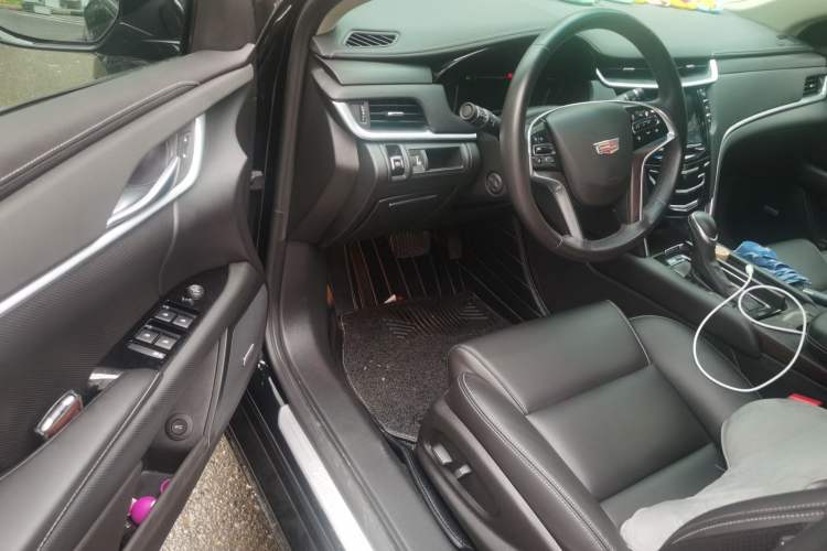 Used Cadillac XTS 2018 28T Tech Edition Interior 3