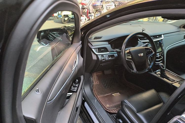 Used Cadillac XTS 2018 28T Tech Edition Interior 3