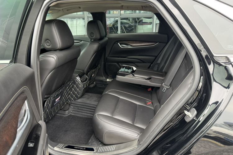 Used Cadillac XTS 2018 28T Elite Edition Interior 3