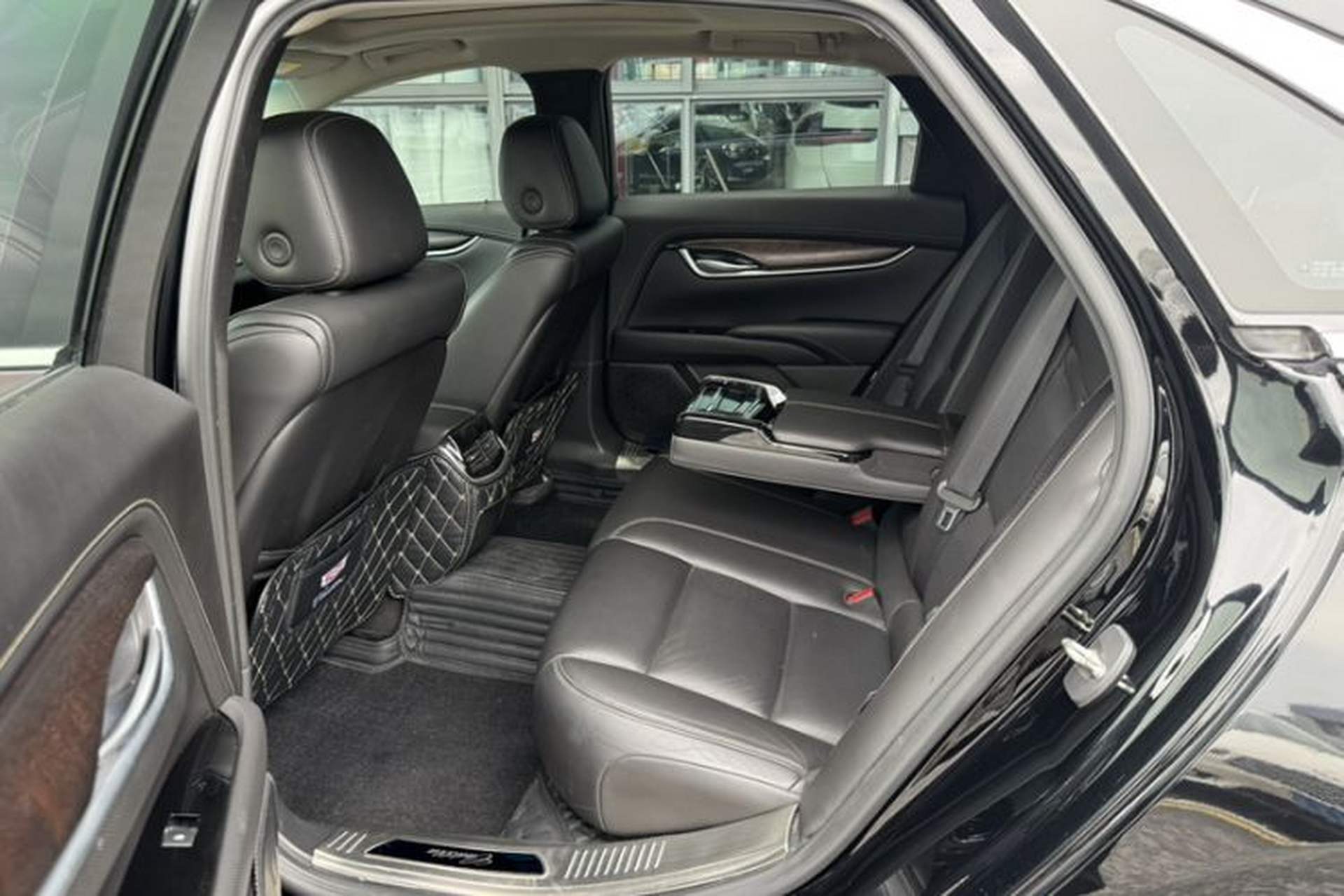 Used Cadillac XTS 2018 28T Elite Edition Interior 3