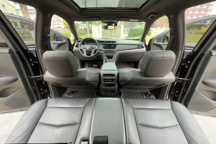 Used Cadillac XTS 2018 28T Tech Edition Interior 3