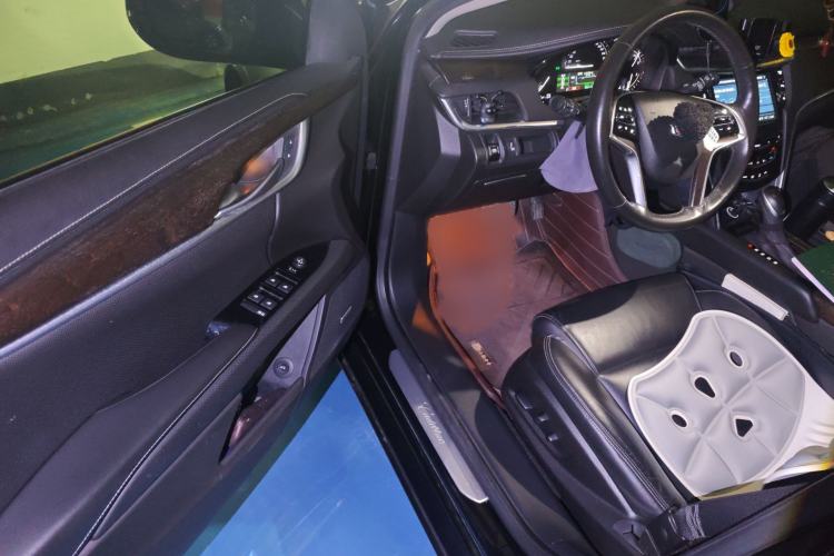 Used Cadillac XTS 2018 28T Elite Edition Interior 3