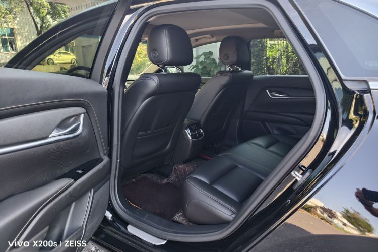 Used Cadillac XTS 2018 28T Tech Edition Interior 3