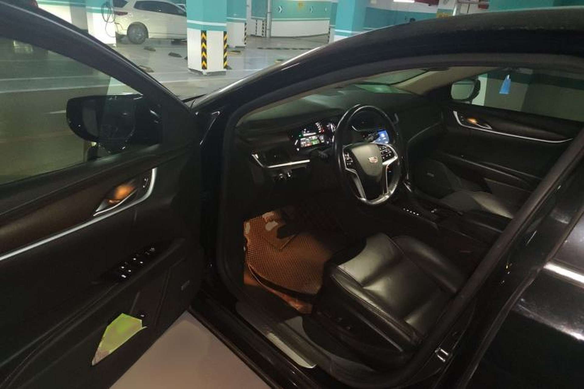 Used Cadillac XTS 2018 28T Elite Edition Interior 3