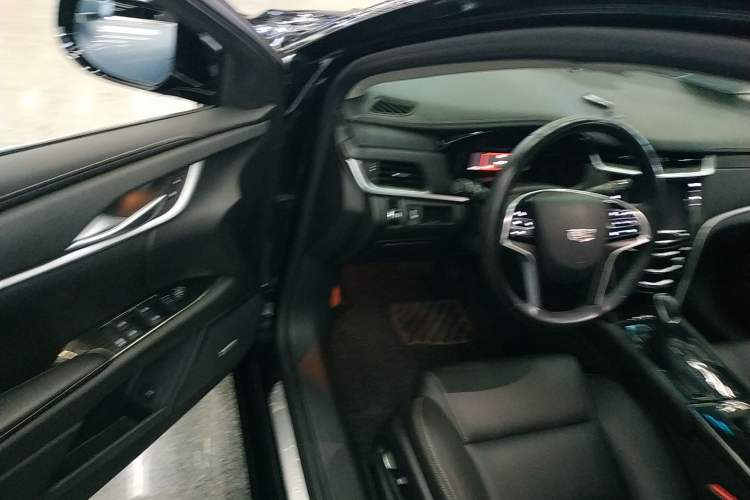 Used Cadillac XTS 2018 28T Elite Edition Interior 3