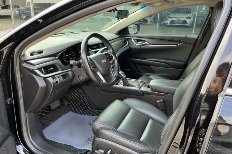 Used Cadillac XTS 2018 28T Elite Edition Interior 4