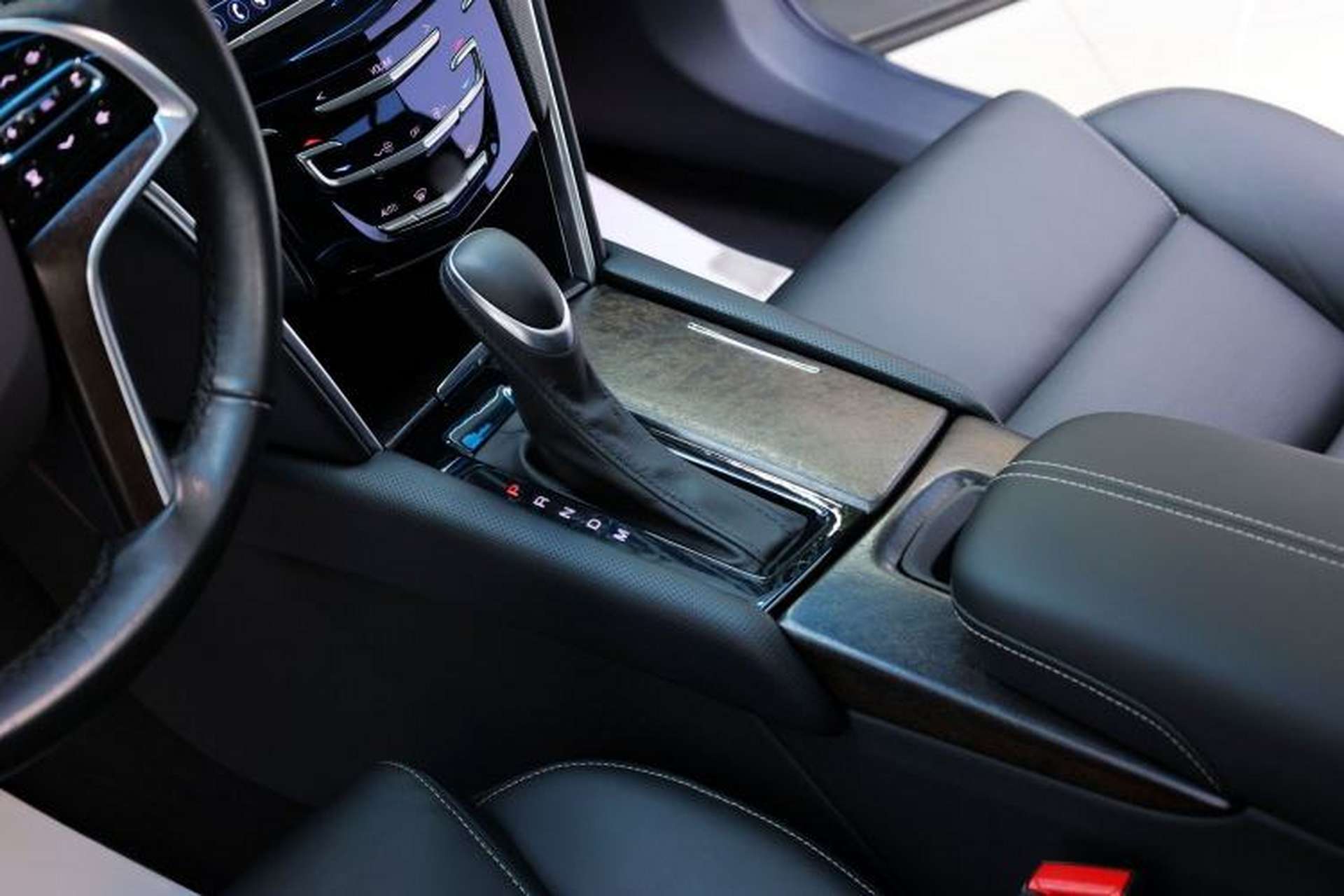 Used Cadillac XTS 2018 28T Elite Edition Interior 5