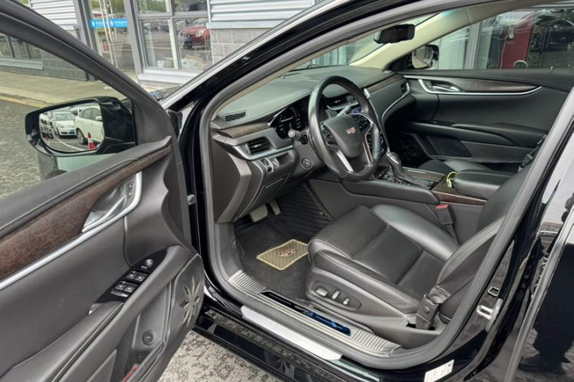 Used Cadillac XTS 2018 28T Elite Edition Interior 5