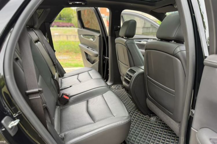 Used Cadillac XTS 2018 28T Tech Edition Interior 5
