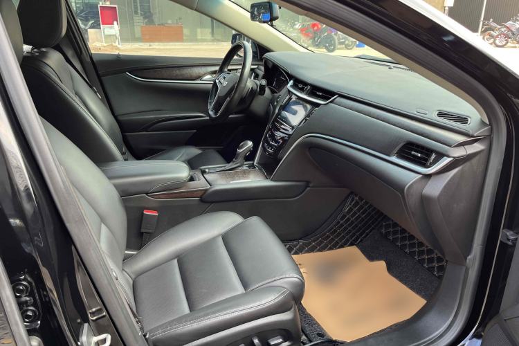 Used Cadillac XTS 2018 28T Elite Edition Interior 6