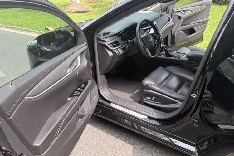 Used Cadillac XTS 2018 28T Tech Edition Interior 8