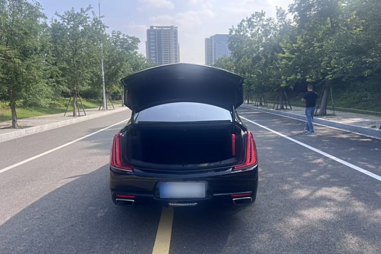 Used Cadillac XTS 2018 28T Tech Edition Interior 9