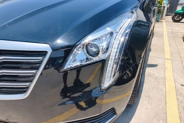 Used Cadillac XTS 2018 28T Tech Edition Left Front Headlight