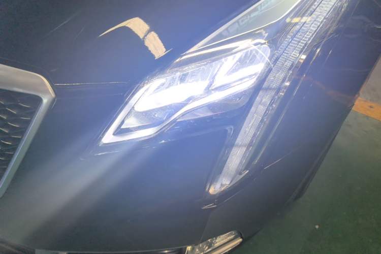 Used Cadillac XTS 2018 28T Elite Edition Left Front Headlight