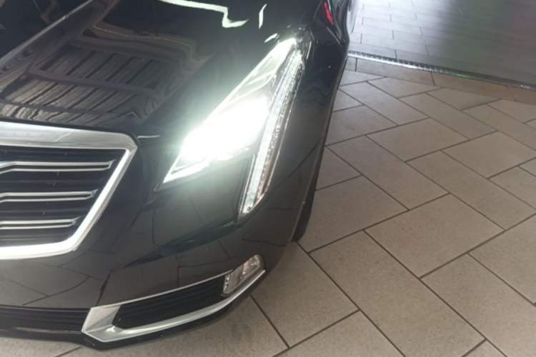 Used Cadillac XTS 2018 28T Elite Edition Left Front Headlight