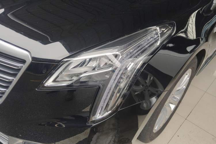 Used Cadillac XTS 2018 28T Tech Edition Left Front Headlight