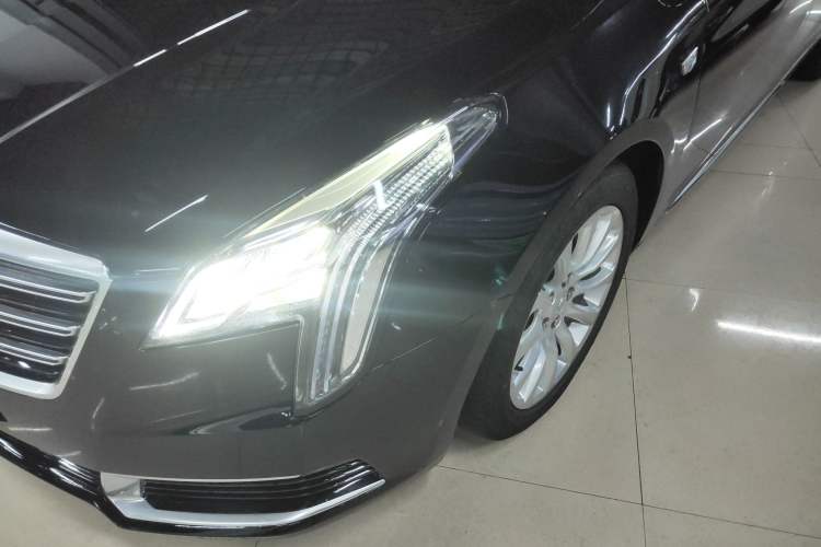Used Cadillac XTS 2018 28T Tech Edition Left Front Headlight