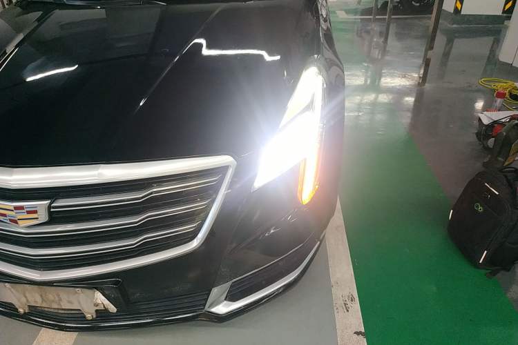 Used Cadillac XTS 2018 28T Tech Edition Left Front Headlight