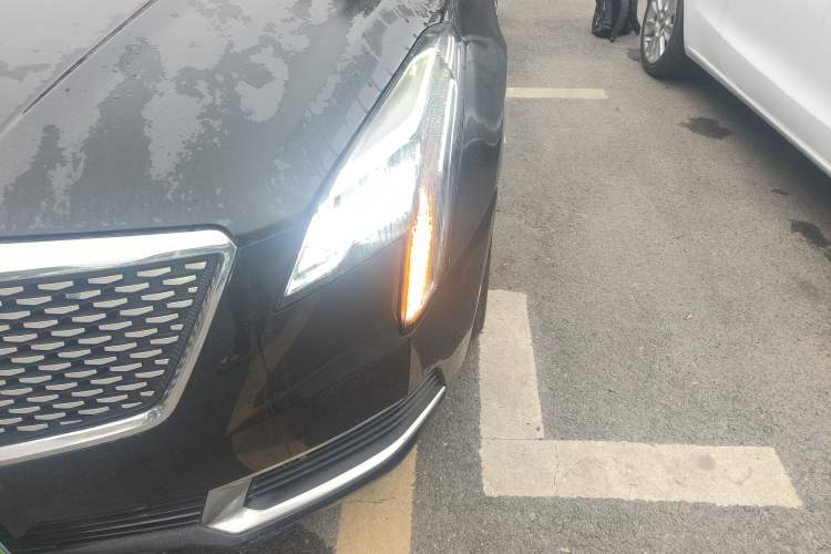 Used Cadillac XTS 2018 28T Tech Edition Left Front Headlight