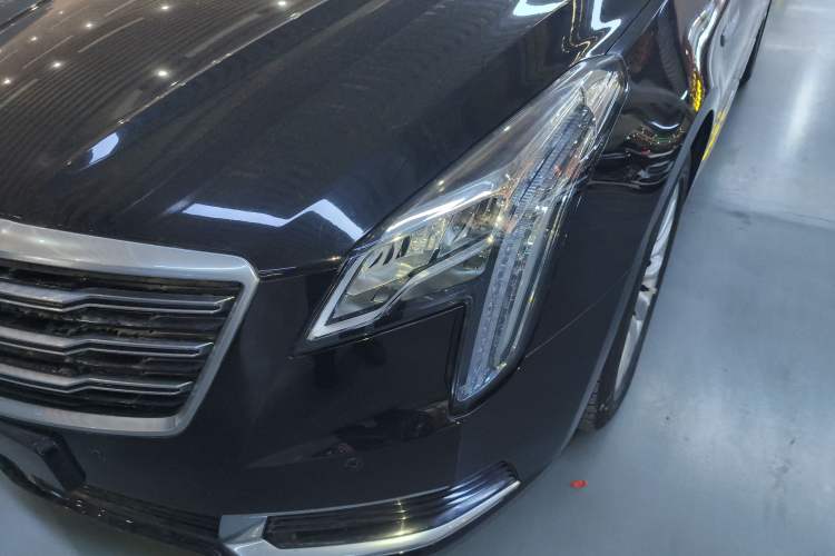 Used Cadillac XTS 2018 28T Tech Edition Left Front Headlight
