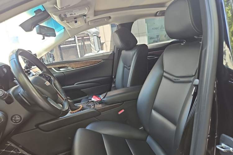 Used Cadillac XTS 2018 28T Tech Edition Left Front Seat