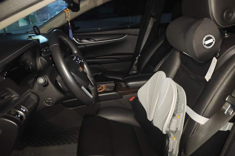 Used Cadillac XTS 2018 28T Tech Edition Left Front Seat
