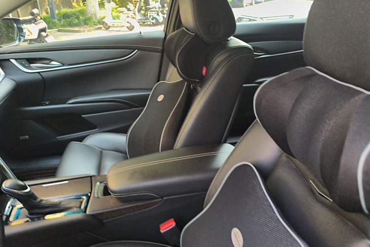 Used Cadillac XTS 2018 28T Tech Edition Left Front Seat