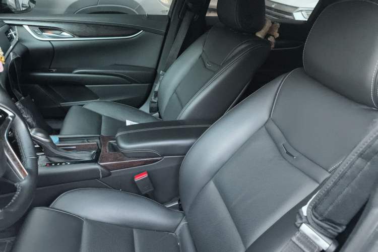 Used Cadillac XTS 2018 28T Elite Edition Left Front Seat