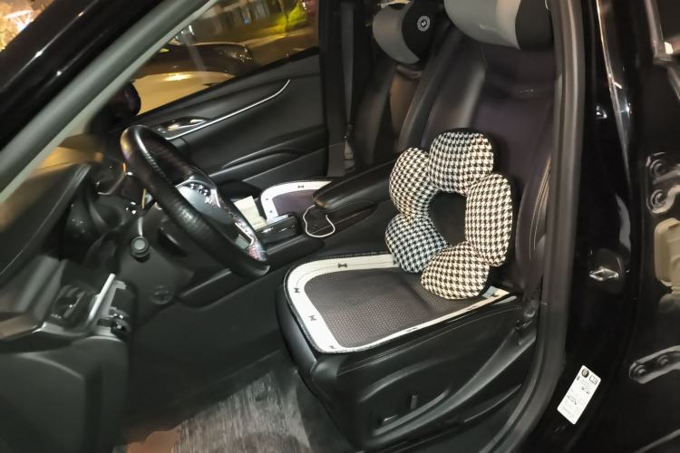 Used Cadillac XTS 2018 28T Tech Edition Left Front Seat
