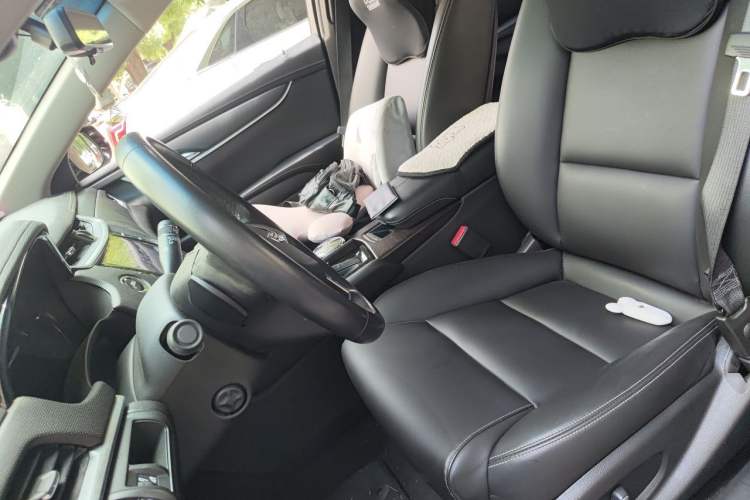 Used Cadillac XTS 2018 28T Tech Edition Left Front Seat