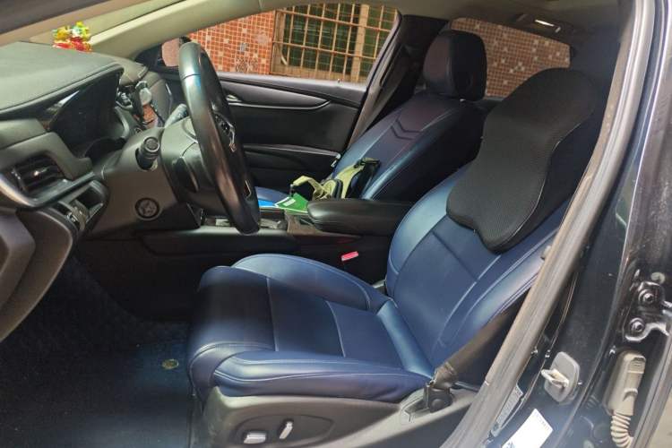 Used Cadillac XTS 2018 28T Tech Edition Left Front Seat