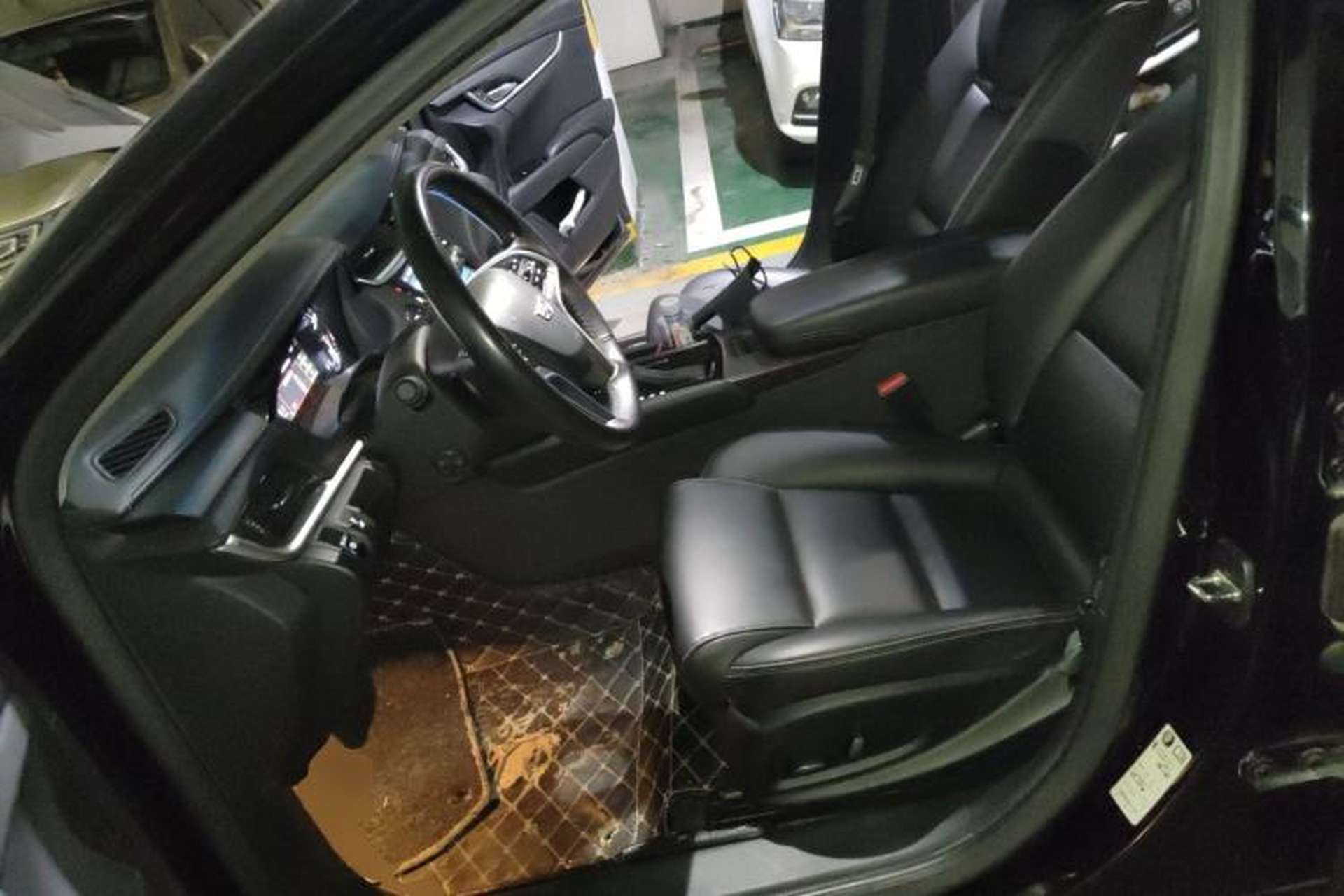 Used Cadillac XTS 2018 28T Tech Edition Left Front Seat