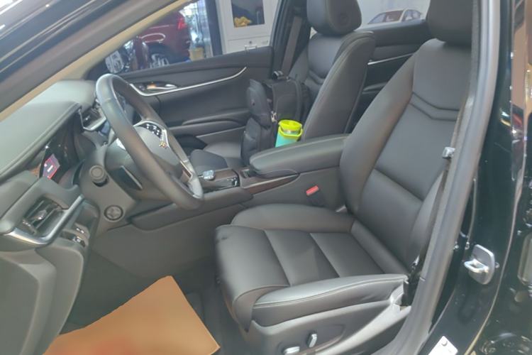 Used Cadillac XTS 2018 28T Tech Edition Left Front Seat