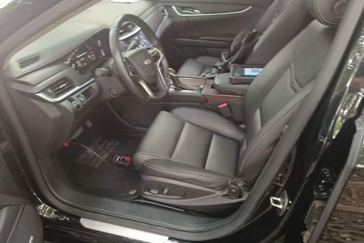 Used Cadillac XTS 2018 28T Tech Edition Left Front Seat