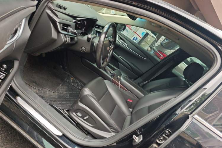 Used Cadillac XTS 2018 28T Tech Edition Left Front Seat