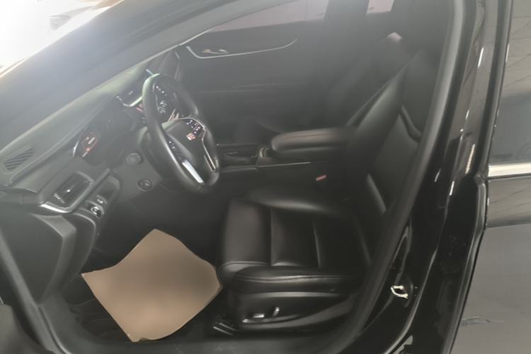 Used Cadillac XTS 2018 28T Tech Edition Left Front Seat