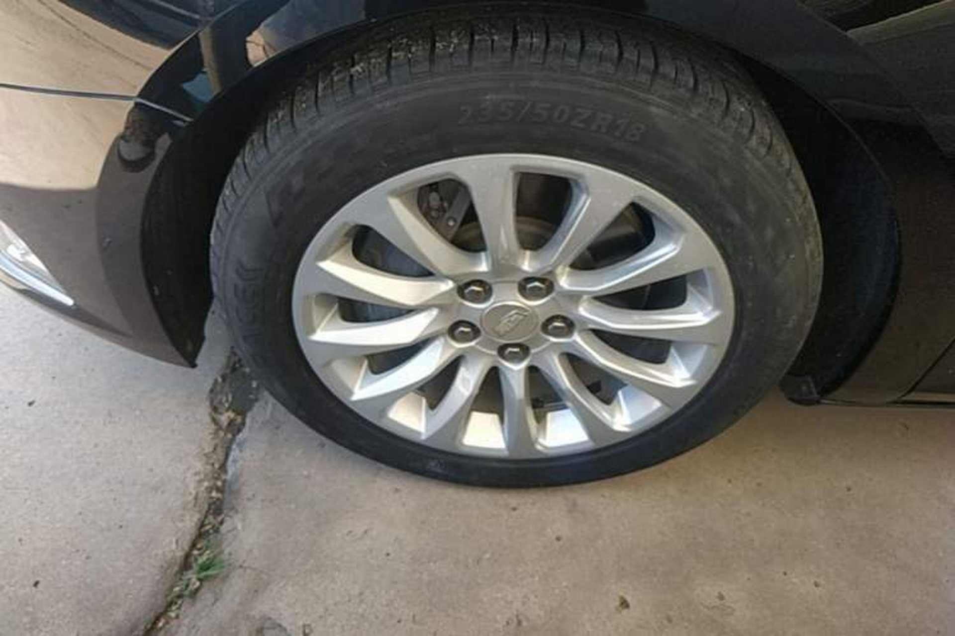 Used Cadillac XTS 2018 28T Elite Edition Left Front Wheel Hub