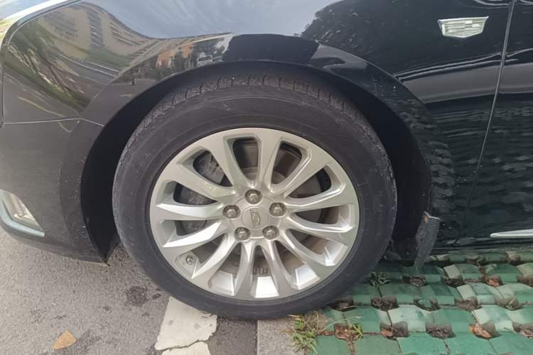 Used Cadillac XTS 2018 28T Tech Edition Left Front Wheel Hub